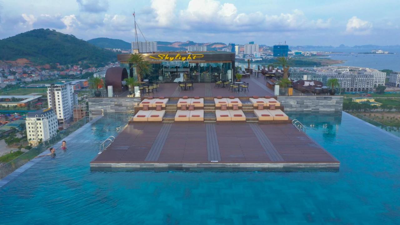 Central Luxury Hạ Long