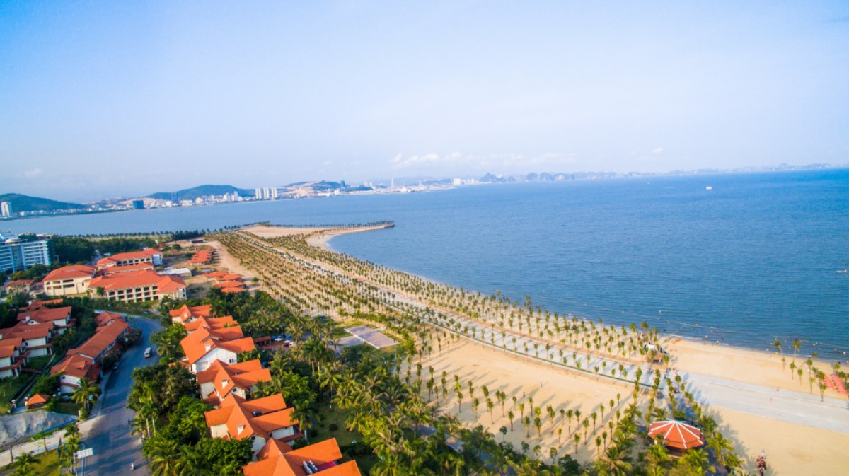 Du Thuyền Alisa Premier