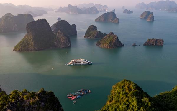 Du thuyền Halong Capella Du thuyền Halong Capella