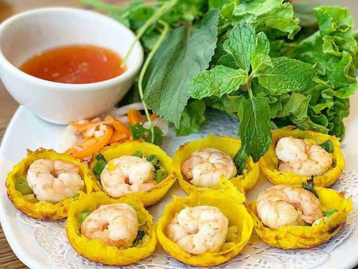 Bánh căn-món ăn ngon Nha Trang