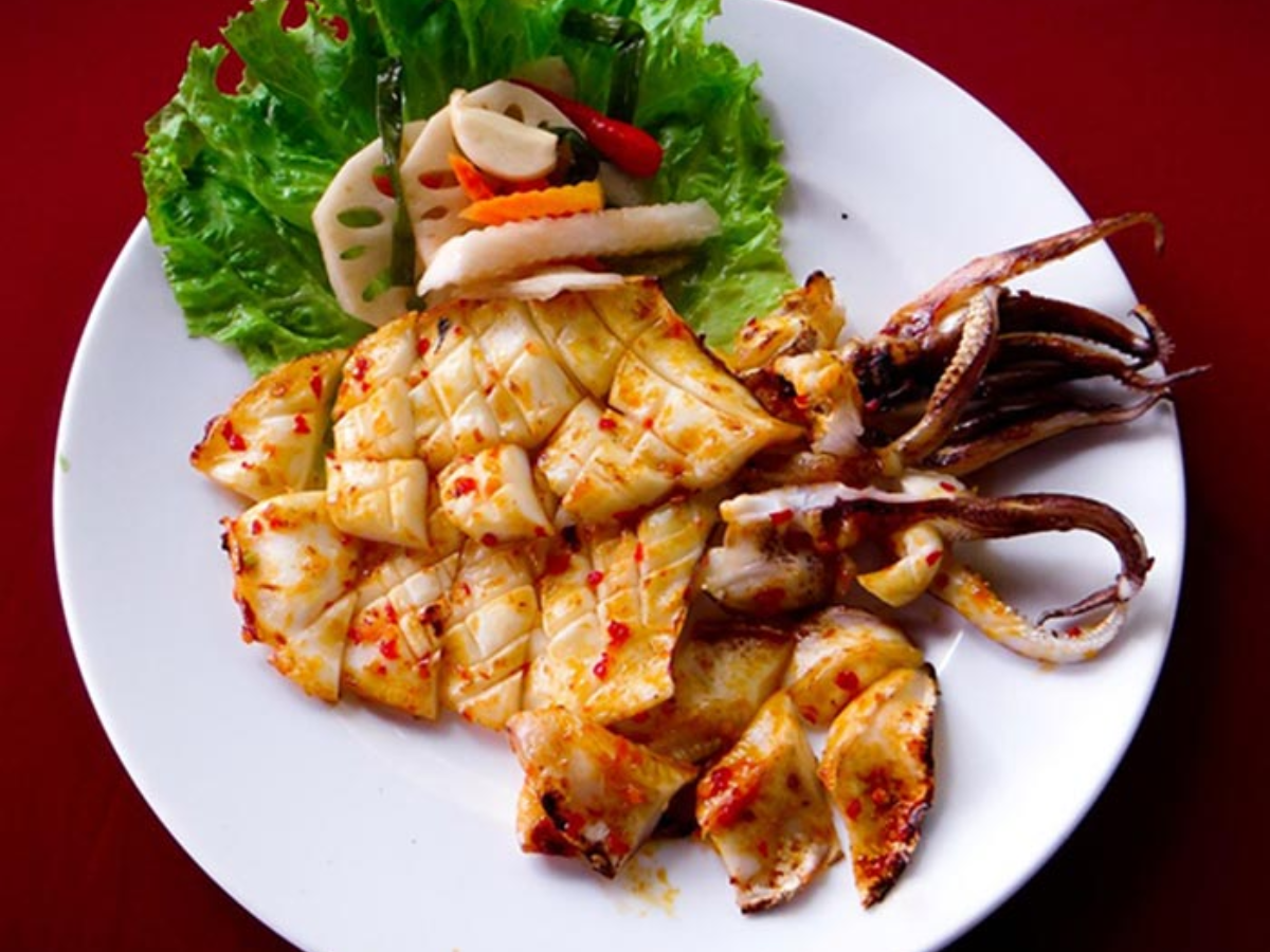 Mực một nắng- Top đặc sản ngon Cam Ranh
