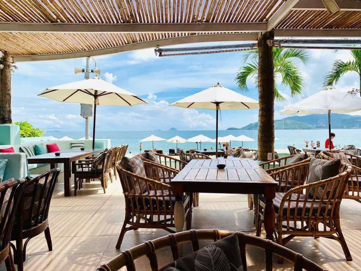 Sailing Club-quán cafe đẹp ở Nha Trang view biển cực xin sò