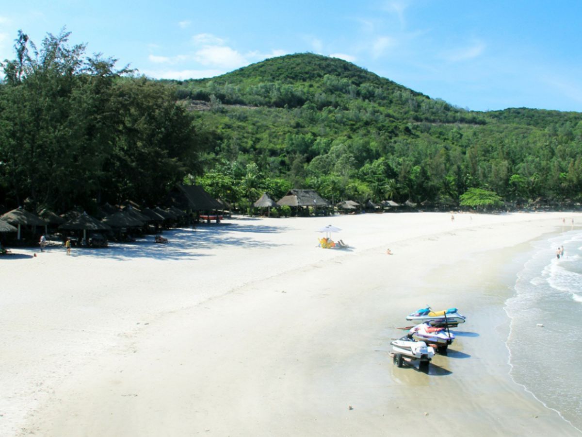  Bãi biển Nhũ Tiên-bãi biển Nha Trang đẹp nhất