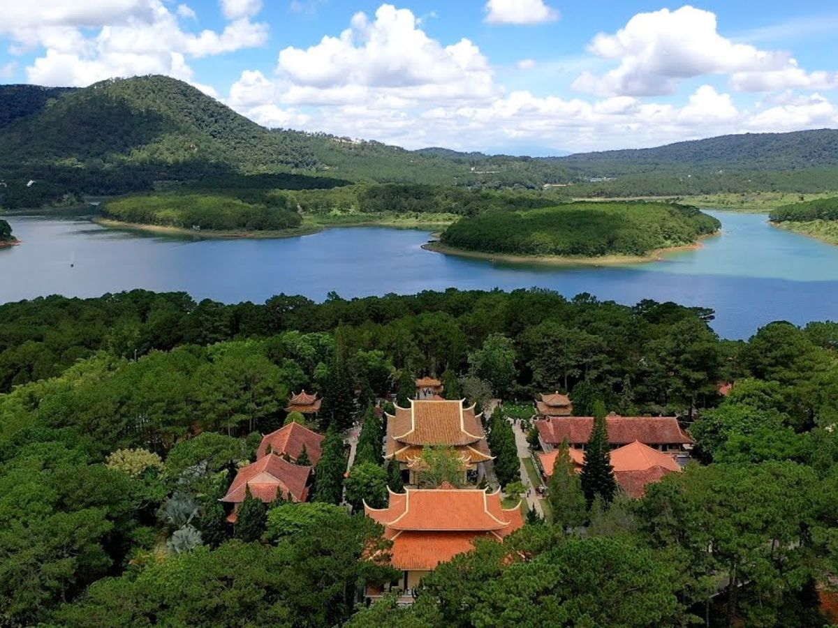 Thiền viện Trúc Lâm