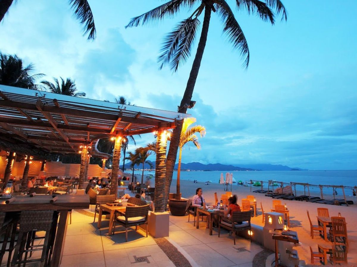 Z BEACH-quán cafe đẹp ở Nha Trang view biển cực xin sò