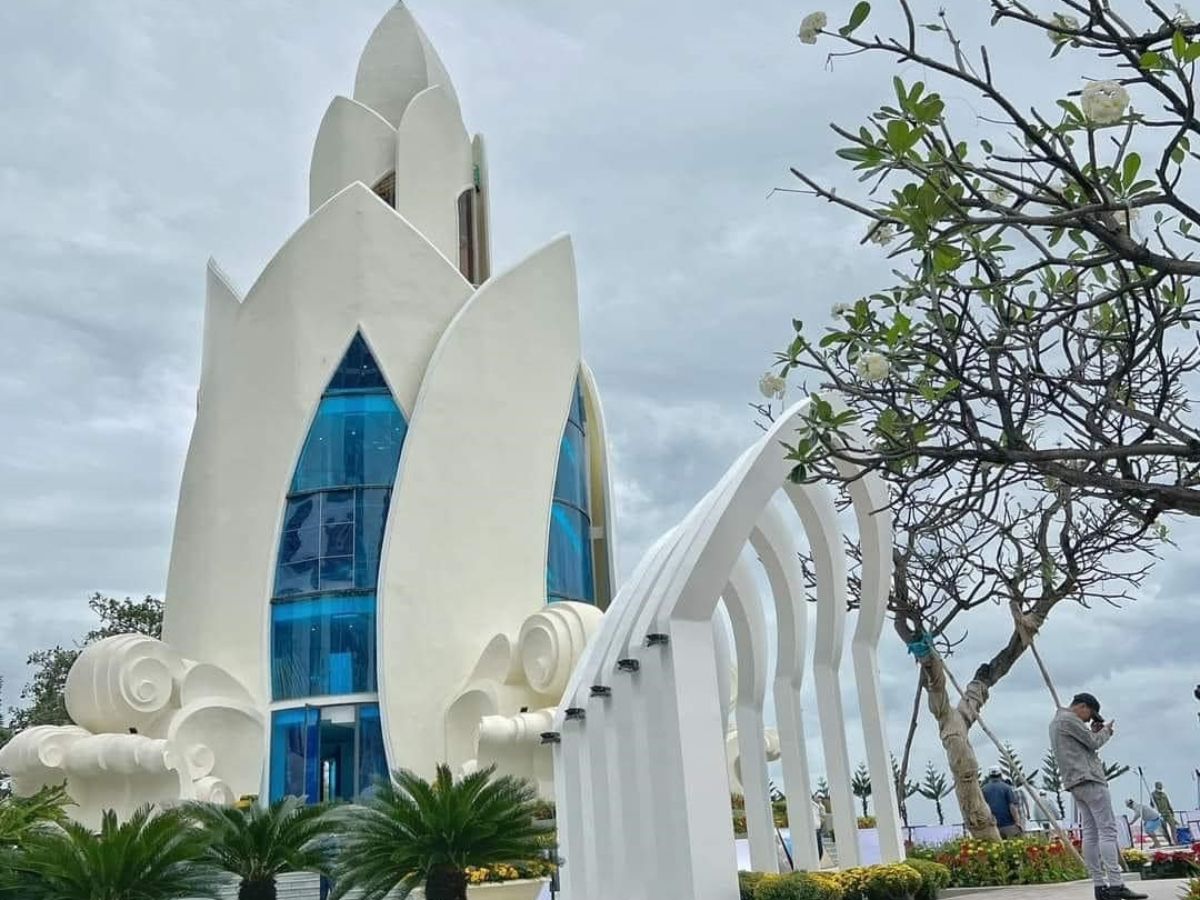 Tháp Trầm Hương-du lịch Nha Trang-phượt từ A – Z
