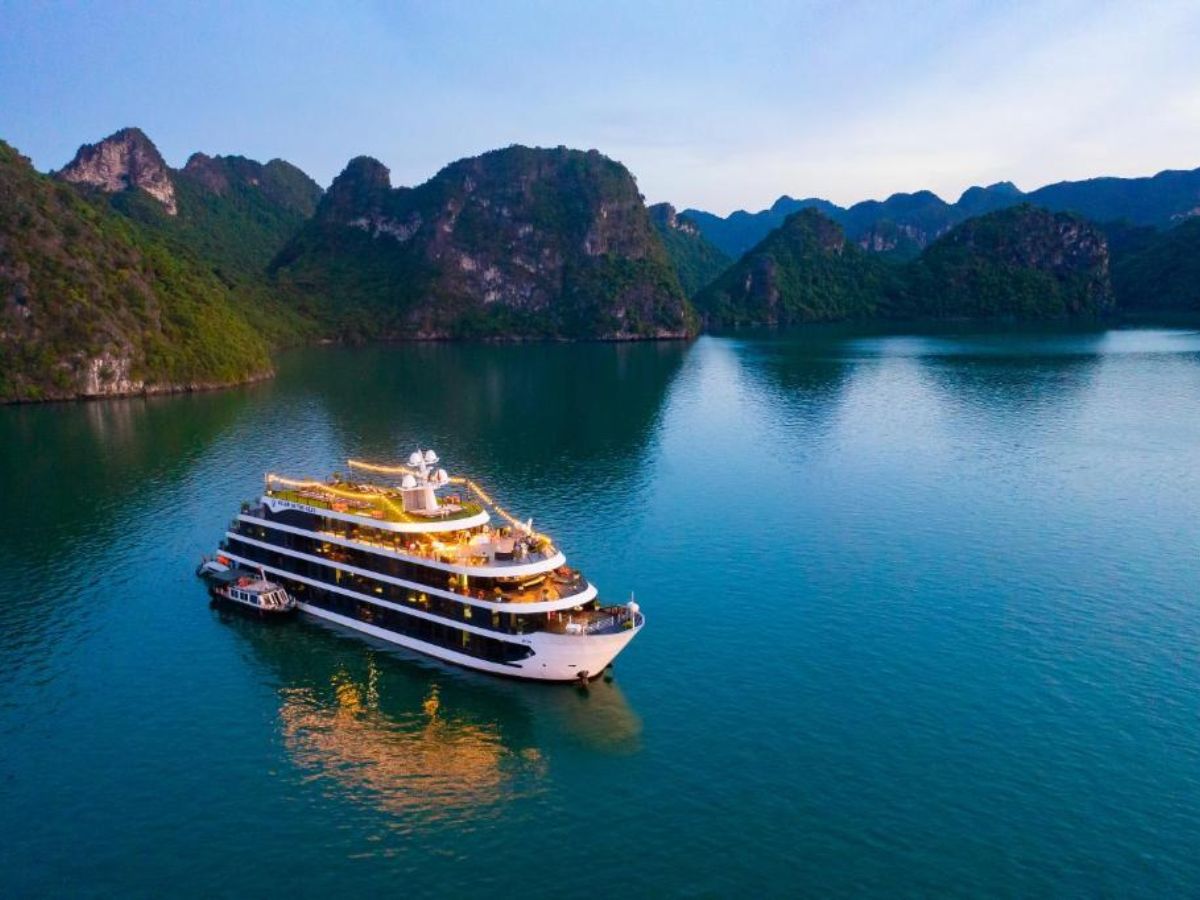 Velar Of the Sea - du thuyền Hạ Long cao cấp nhất