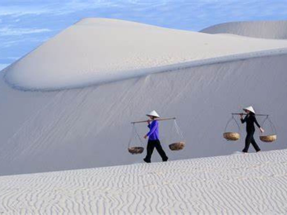 Đồi cát Bàu Trắng
