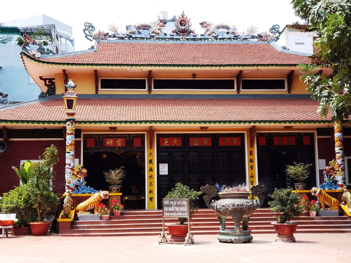 Đền Đức Thánh Trần - Địa điểm du lịch tâm linh Vũng Tàu