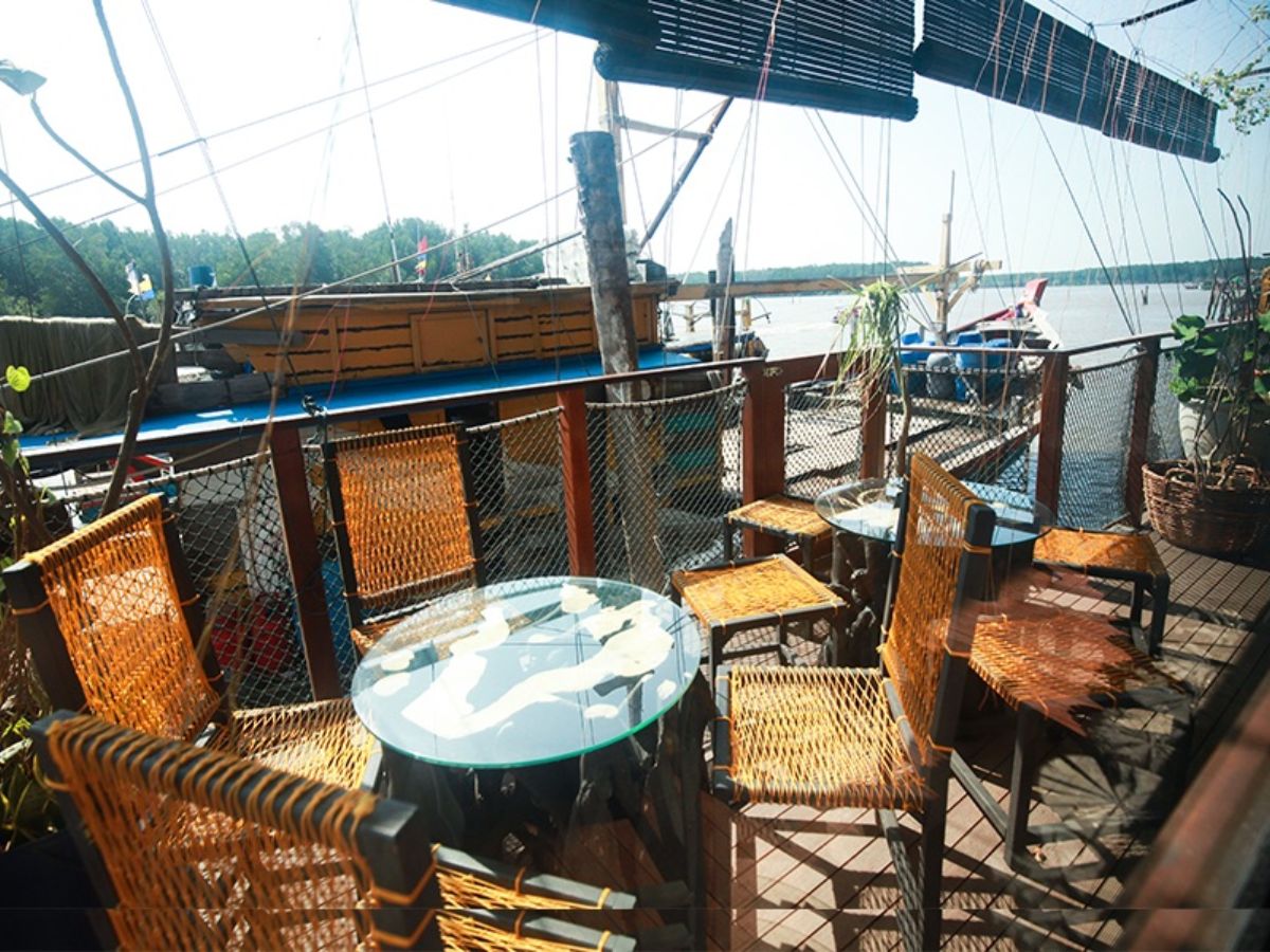 Happy Beach -Cafe-quán cafe đẹp ở Nha Trang view biển cực xin sò