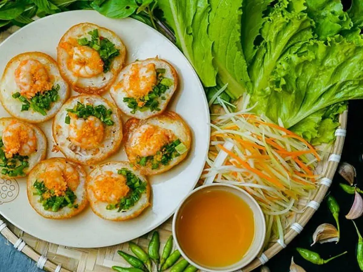 Bánh căn - món ăn nổi tiếng Đà Lạt 